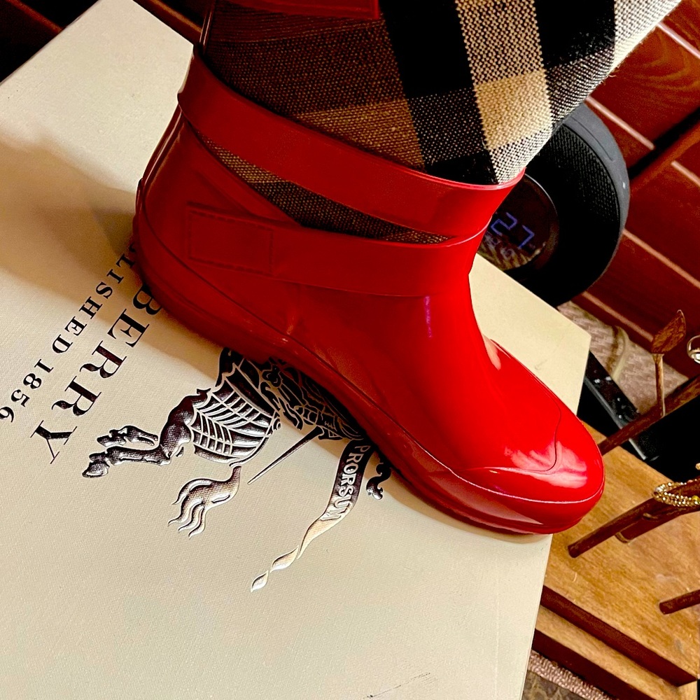 Burberry rain boots